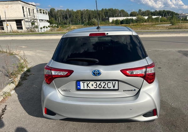 Toyota Yaris cena 59900 przebieg: 108500, rok produkcji 2020 z Kielce małe 781